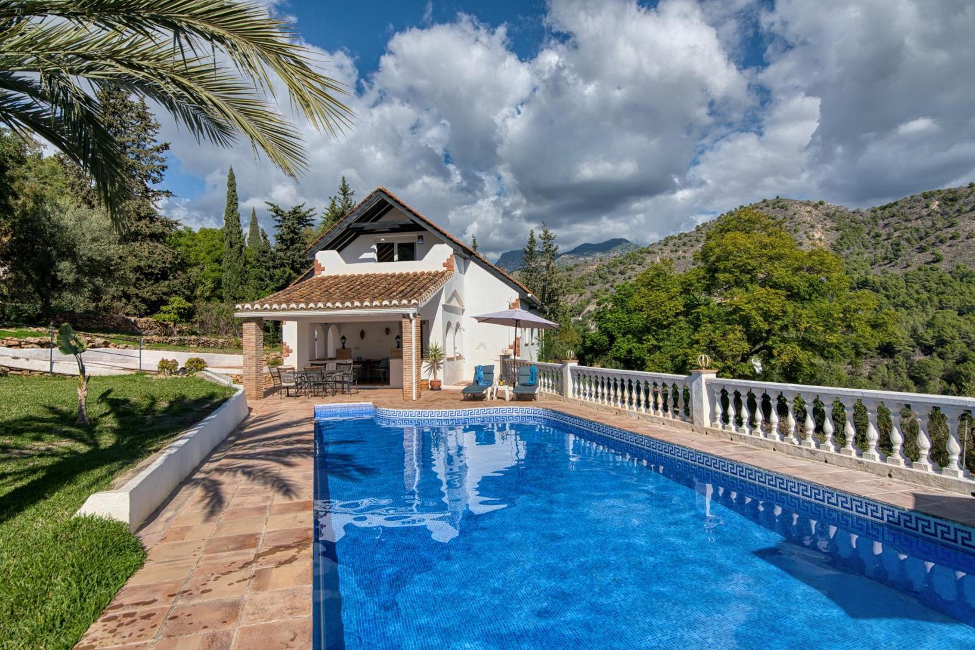 Villa Morera Bed & Breakfast Фрихилиана Экстерьер фото