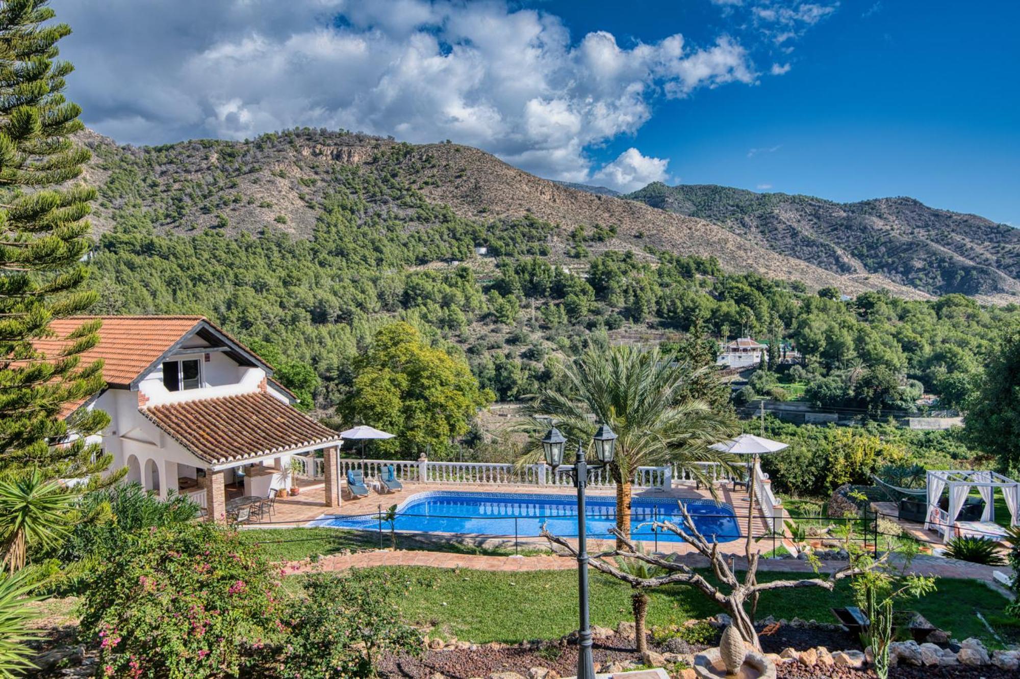Villa Morera Bed & Breakfast Фрихилиана Экстерьер фото
