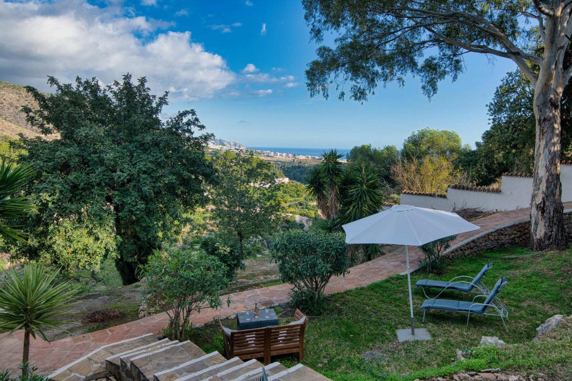 Villa Morera Bed & Breakfast Фрихилиана Экстерьер фото